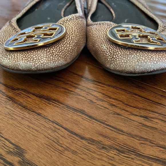 Tory Burch Reva brown stingray ballet flats, 8.5 - Picture 3 of 6